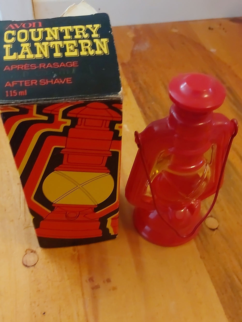 Vintage Avon Country Lantern Wild Country After Shave FULL with Box